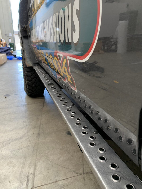 78-79 Series Rock Sliders
