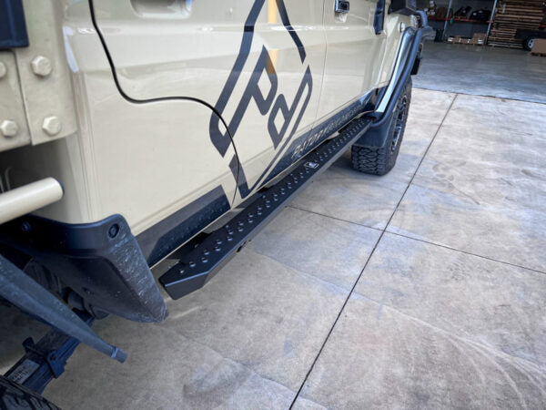 78-and-79 Series Rock Sliders and Scrub Rails