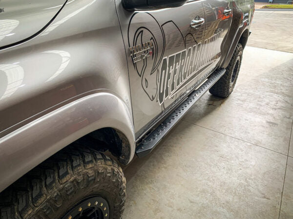 Hilux N80 Rock Sliders 2015