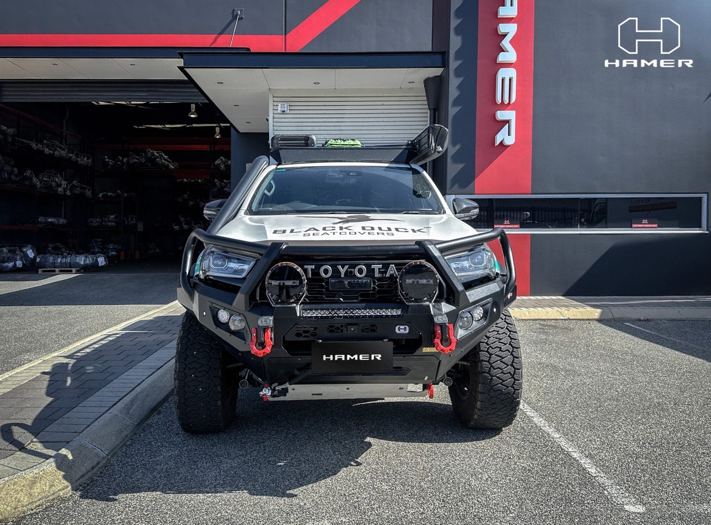 Off-road bull bar