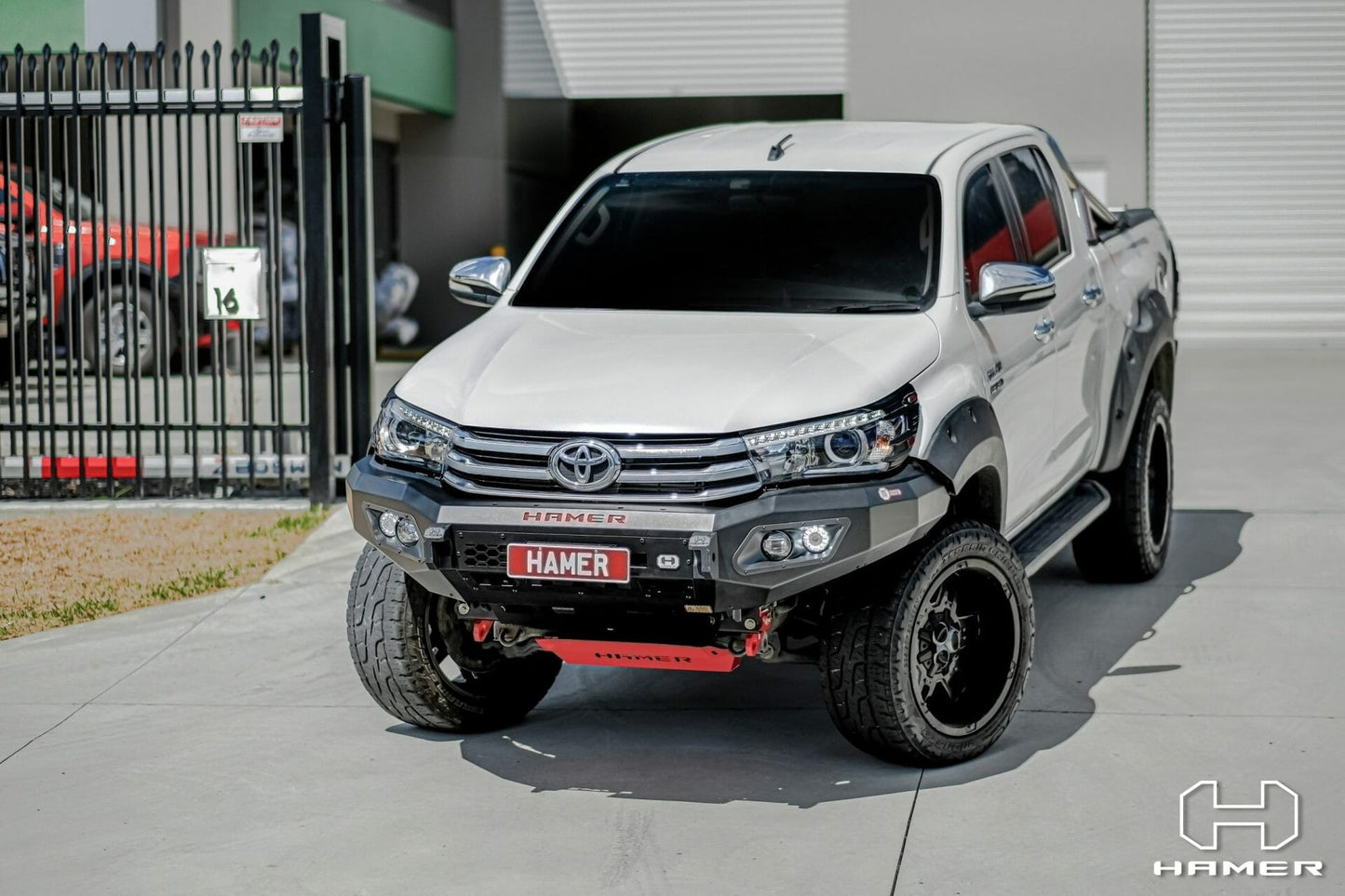 king-series-bull-bar-Toyota-Hilux