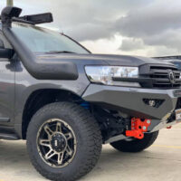 OFFROAD ANIMAL PREDATOR BULL BAR - LC200 2015-2021