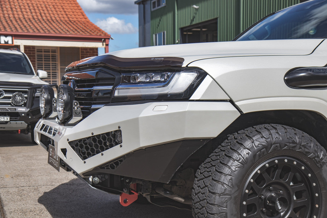 OFFROAD ANIMAL PREDATOR BULL BAR - LC300 2021+