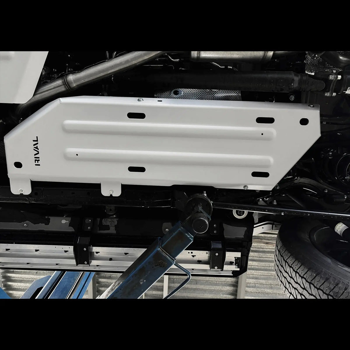 RIVAL 4X4 ALLOY FUEL TANK BASH PLATE - TOYOTA PRADO 250 2024+ (V2.8D, AT, 4WD)