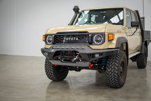 OFFROAD ANIMAL PREDATOR BULL BAR - TOYOTA LC76,78,79 FACELIFT 2024+