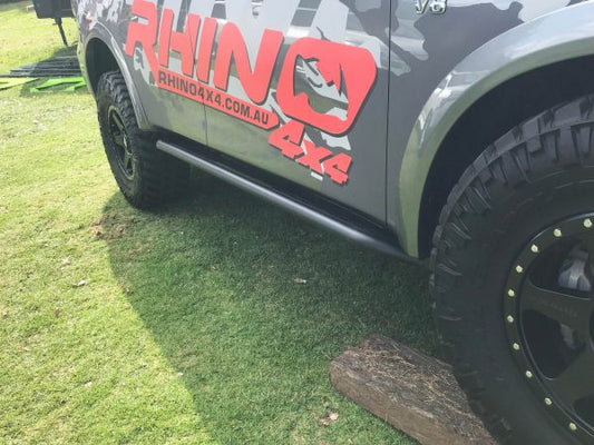 RHINO 4X4 ROCK SLIDERS - NISSAN PATROL Y62