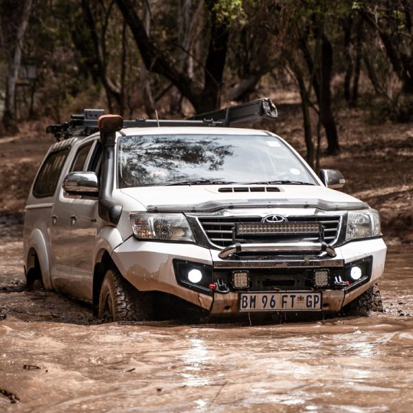 RHINO 4X4 3D EVOLUTION FRONT BAR - HILUX 2012-2015