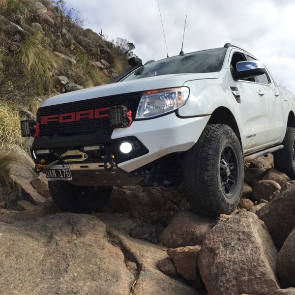 RHINO 4X4 3D EVOLUTION FRONT BAR - FORD RANGER 2012-2015 PX1