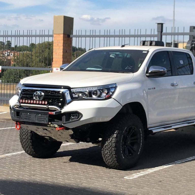 RHINO 4X4 3D EVOLUTION FRONT BAR - HILUX 2018 – 2020