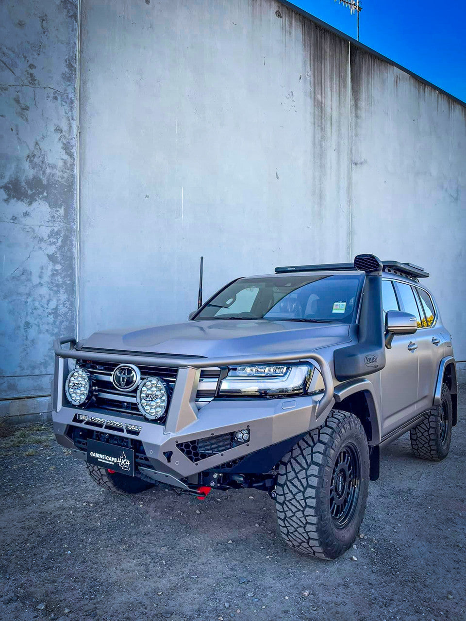 OFFROAD ANIMAL TORO BULLBAR - TOYOTA LC300 2021+