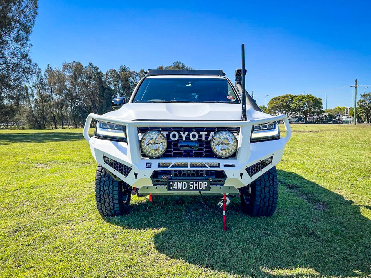 OFFROAD ANIMAL TORO BULLBAR - TOYOTA LC300 2021+