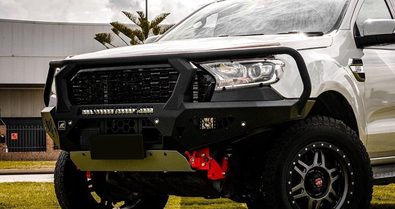 Offroad_Animal_Toro_bar_Ford_Everest