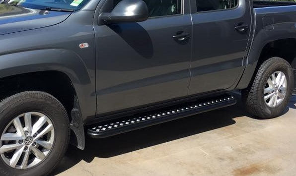 AFN SIDE STEPS & RAILS TO SUIT VW AMAROK COMPATIBLE WITH V6 MODELS